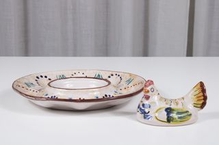 Piatto portauova dipinto a mano B.A.E. S. Albino