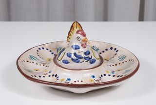 Piatto portauova dipinto a mano B.A.E. S. Albino