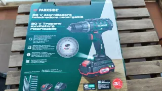 Taladro Atornillador Parkside 20V + Accesorios