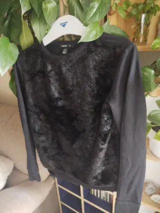 Jersey Mango Negro Peludo