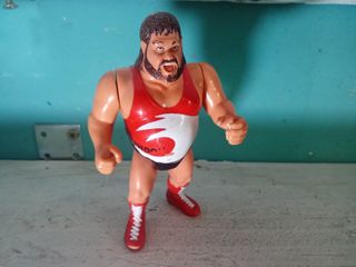 Figura wwf hasbro Typhoon