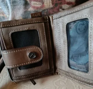 Cartera de piel multicolor