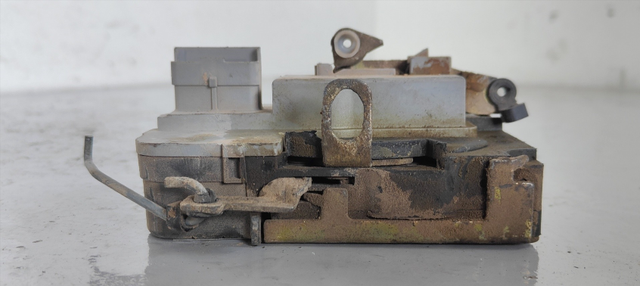 Serratura porta anteriore destra PEUGEOT 306 BE