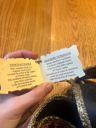 Máscara veneciana artesanal