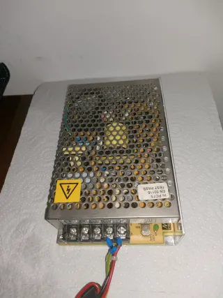 Fuente de Alimentación Mean Well