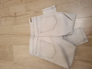 Vaqueros pitillo Pull&Bear grises Talla 36