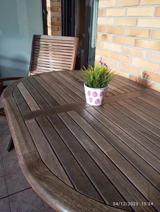 Mesa y 2 sillas de Teka