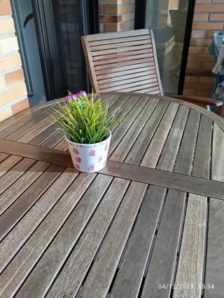 Mesa y 2 sillas de Teka