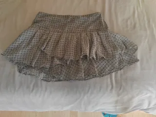 Falda estampada volantes