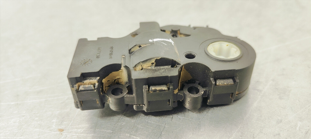 Motore apertura bocchette climatizzatore BMW Serie