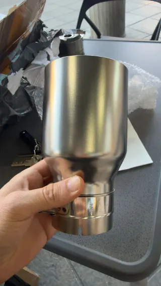 Boca para tubo de escape