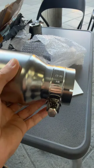 Boca para tubo de escape