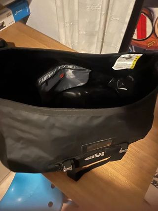 Bolsa Moto Givi 80L Impermeable