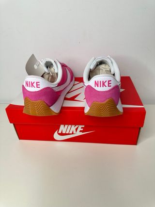 Nike Pacific Rosa/Blanco Talla 40.5