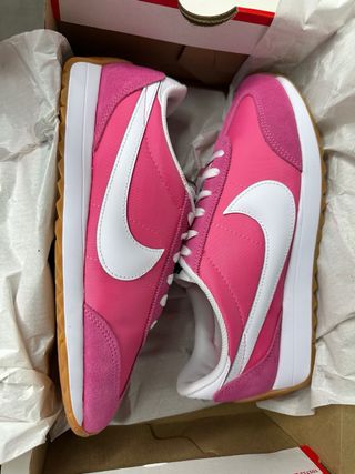 Nike Pacific Rosa/Blanco Talla 40.5