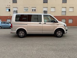 Volkswagen Transporter T6 2017 9 plazas 2.0 Tdi