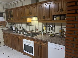 8m de Muebles Cocina en Roble Macizo y electromedr