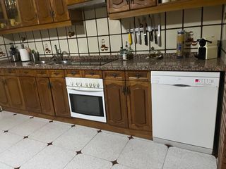 8m de Muebles Cocina en Roble Macizo y electromedr