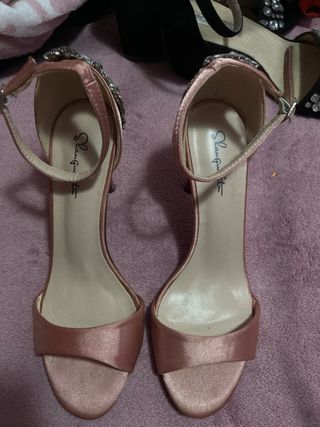 Tacones rosa con pedrería