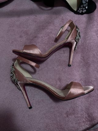 Tacones rosa con pedrería