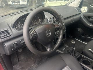 MERCEDES BENZ A150 1.5 i 95 CV UNICO DUEÑO