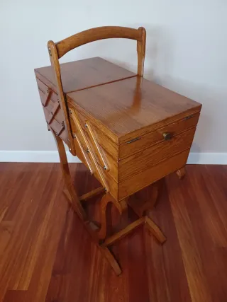 Costurero Francés Art Déco/Mid-Century en Madera