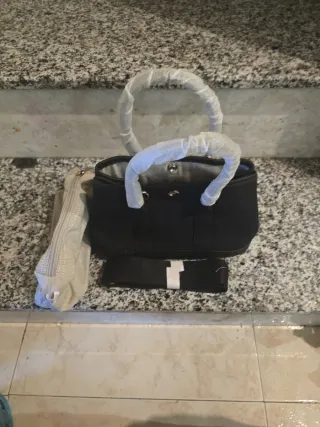 Bolso de mano negro