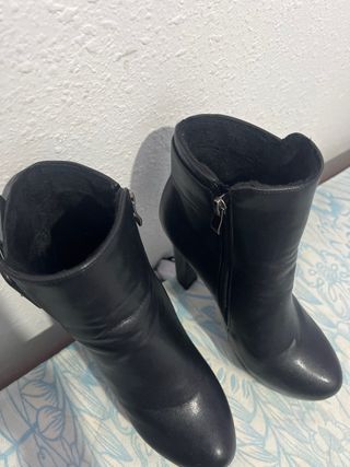 Botines Tacón Plataforma Hebilla Negro