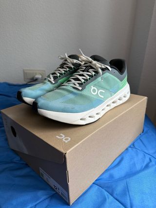 Zapatillas On Running Cloudsurfer