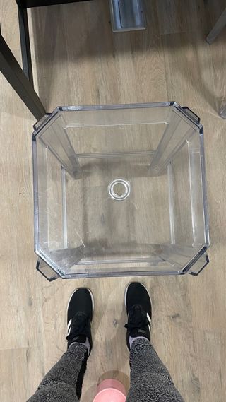 Taburetes de plástico transparentes