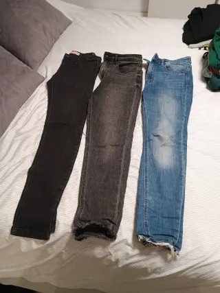 Pantalones vaqueros T38 y T40 Negro, gris y azul