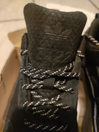 Adidas ZX 22 J Scarpe da Ginnastica unisex Nere