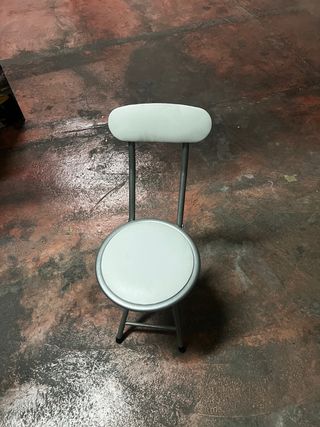 Silla plegable cocina, blanca pequeña y redonda