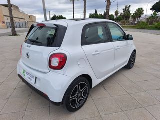 SMART FORFOUR PROXY ALTO DE GAMA MUY BONITO