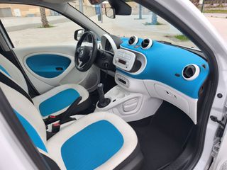 SMART FORFOUR PROXY ALTO DE GAMA MUY BONITO