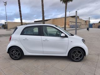 SMART FORFOUR PROXY ALTO DE GAMA MUY BONITO