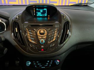 Ford Tourneo Courier 2015