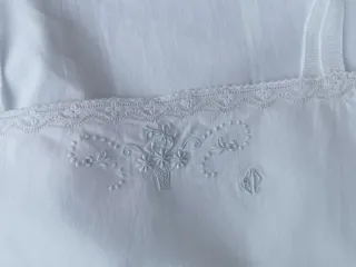 Camisón de algodón  vintage bordado  y encaje
