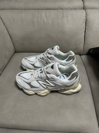New Balance 9060 camoscio beige grigio taglia 44