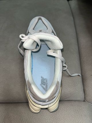 New Balance 9060 camoscio beige grigio taglia 44