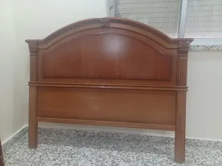 Cabecero de cama de madera