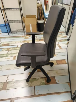 Silla operativa Job 01