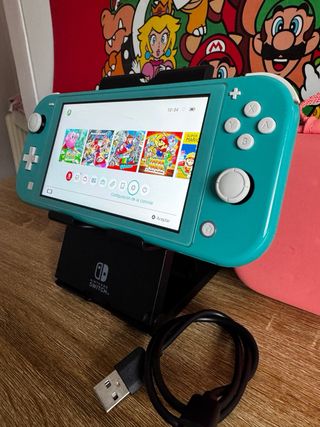 Nintendo Switch Lite Verde +2 juegos