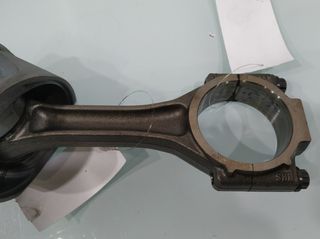 Audi 513327 pistón 038j a4 berlina (8e) 2.0 tdi