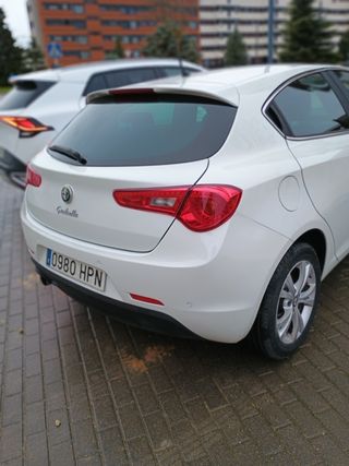 Alfa Romeo Giulietta 2013