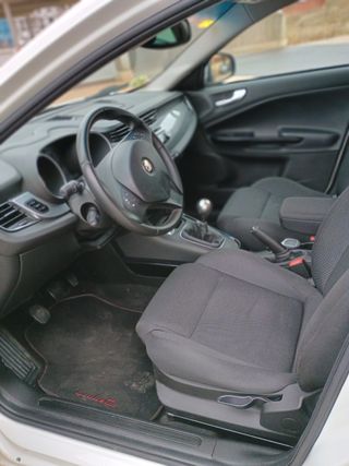 Alfa Romeo Giulietta 2013