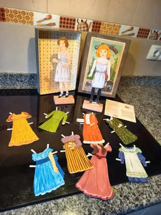 Bambole ritagliabili vintage