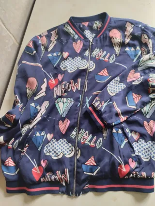 Cazadora bomber estampada M/L