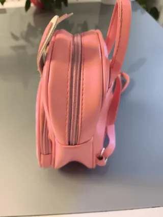 Mochila infantil rosa con orejas de conejo