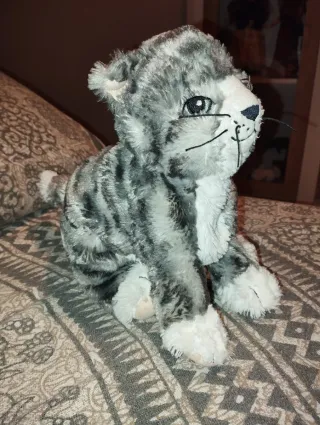 Peluche gato gris y blanco